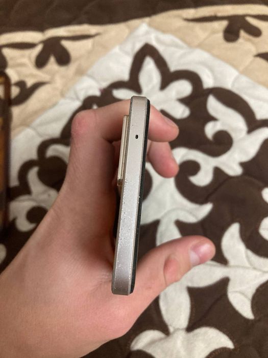 Оппо Рено 7 лайт