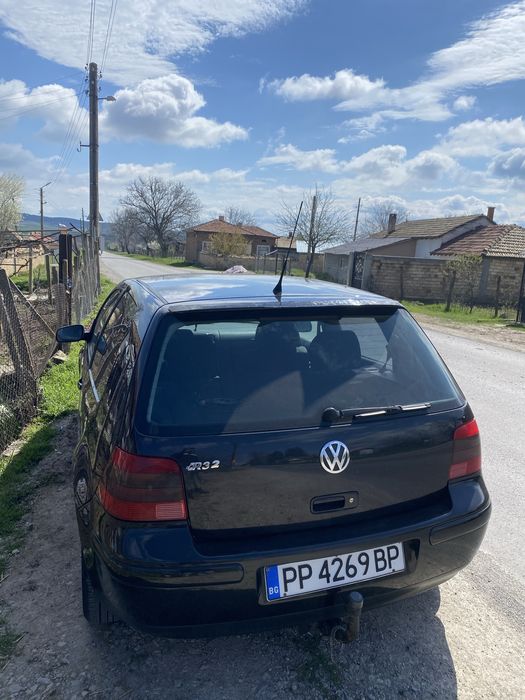 Продава се Golf 4 2.0 бензин
