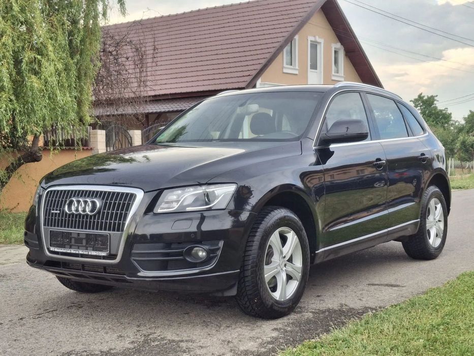 Audi Q5 - 2.0 TDI Quattro Automat - XENON / NAVI / LED/ Drive Mode