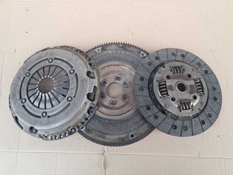 Vw Golf 5, kit ambreiaj volanta placa disc, motor 1,6