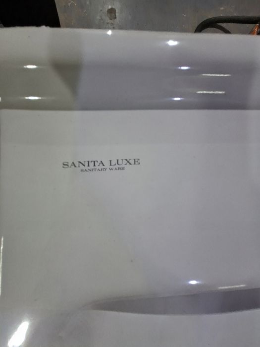 Тумбочка с раковиной