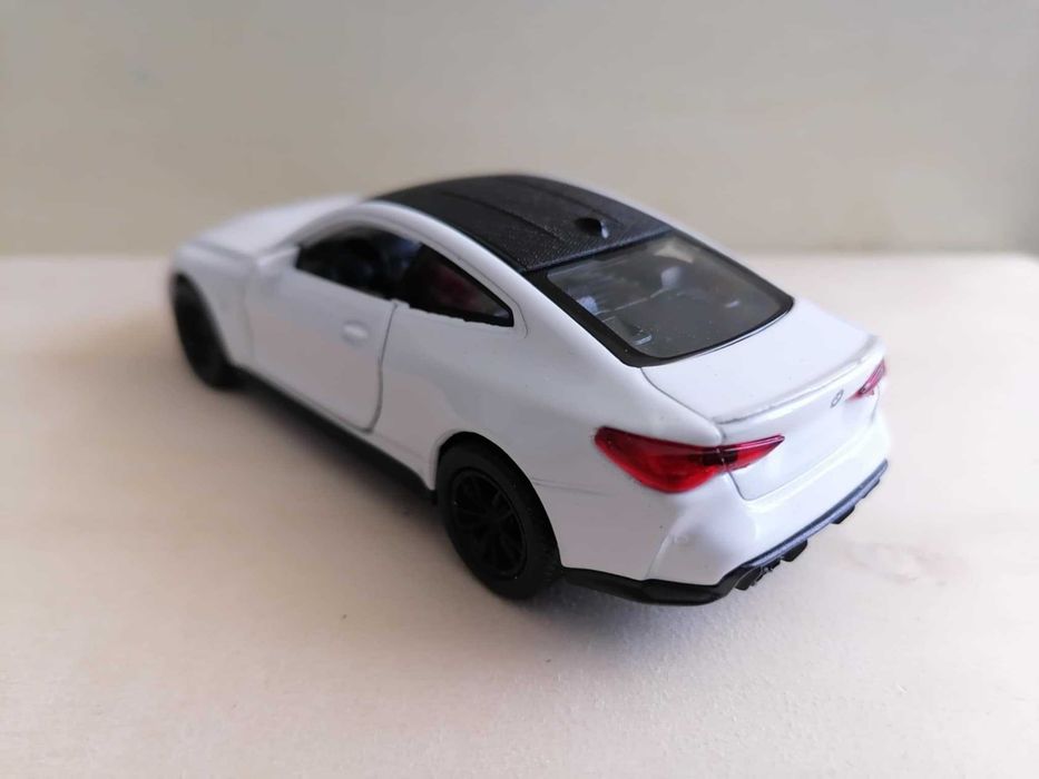 БМВ М4 мащаб 1:34