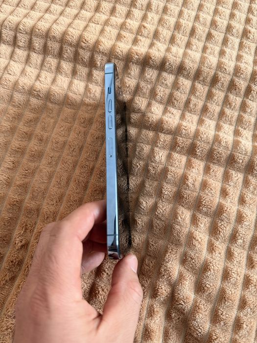 Продам iPhone 13 Pro Max