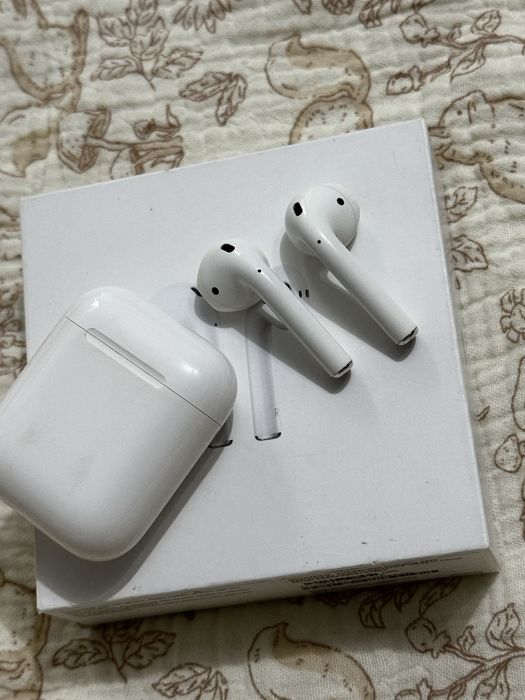Наушники Apple AirPods 2