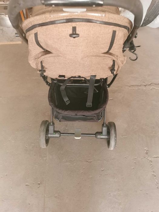 Продаётся коляска детская складнвя