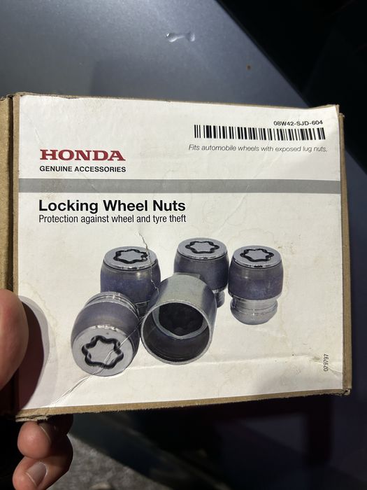 Секретни  болтове за HONDA CIVIC