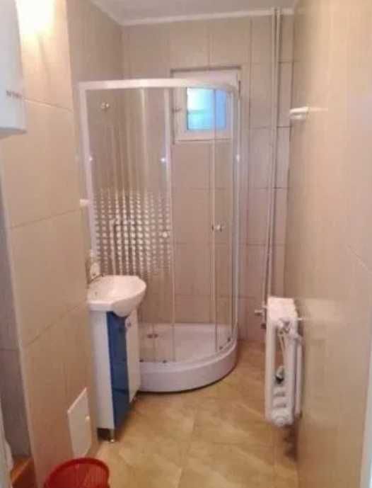 Дава се под наем Едностаен апартамент в Пловдив, Център - 45 кв.м за 229.5 € - Снимка #2