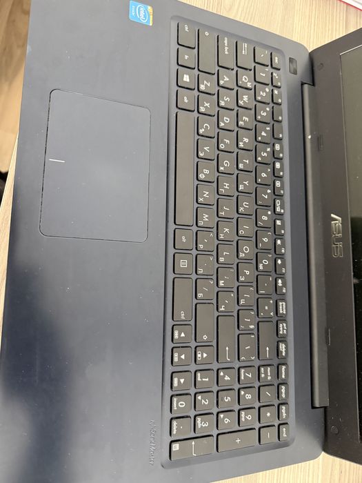 Лаптопи Dell latitude , Asus