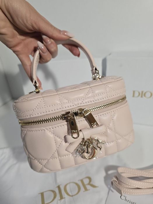 Налична чанта Dior Dioramour pink