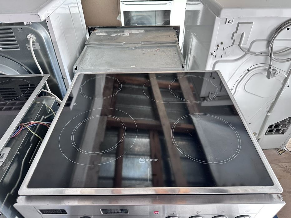 Печка +гаранция.  NEFF. Kонвекция. Керамичен плот.Доставка   за София