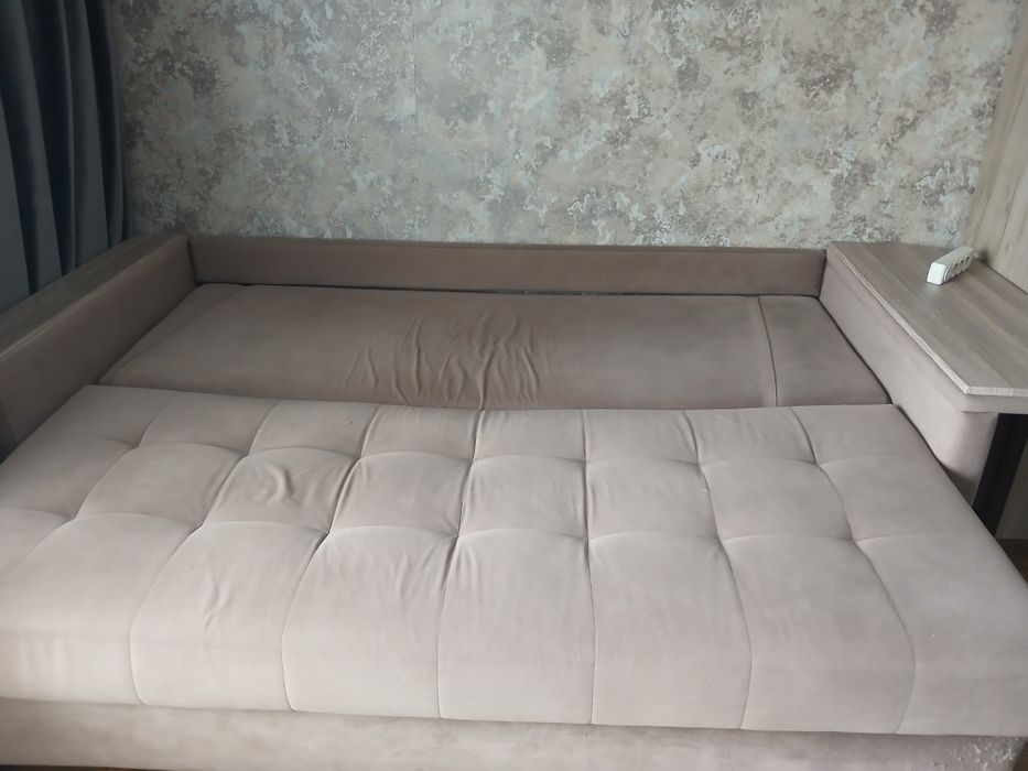 Продам диван самовывоз