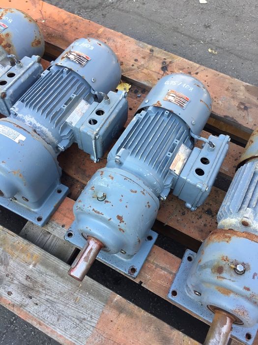 Мотор-редуктор/редуктори Nord