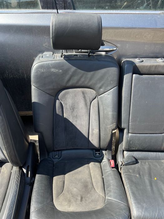 Салон за Ауди AUDI Q7 Sline кожа+алкантар Ел. 7места ном 110
