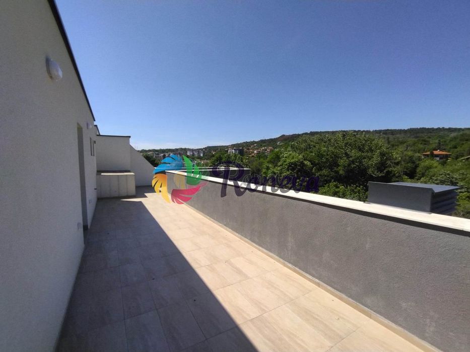 Продава се Тристаен апартамент в Варна, Възраждане 2 - 215 кв.м за 593 €/кв.м - Снимка #7