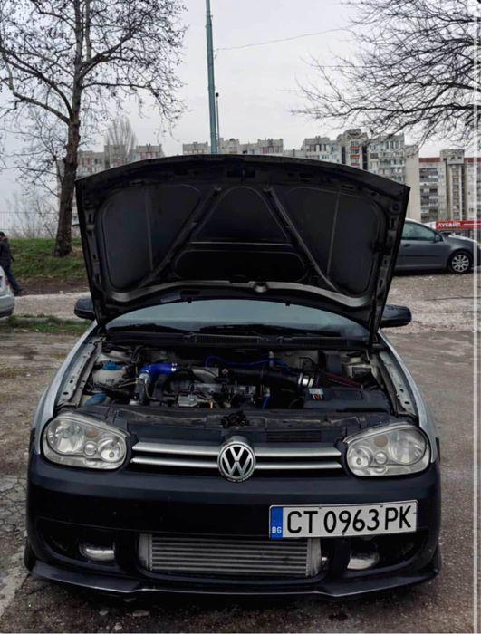 Продавам голф 4 1.9 ТДИ