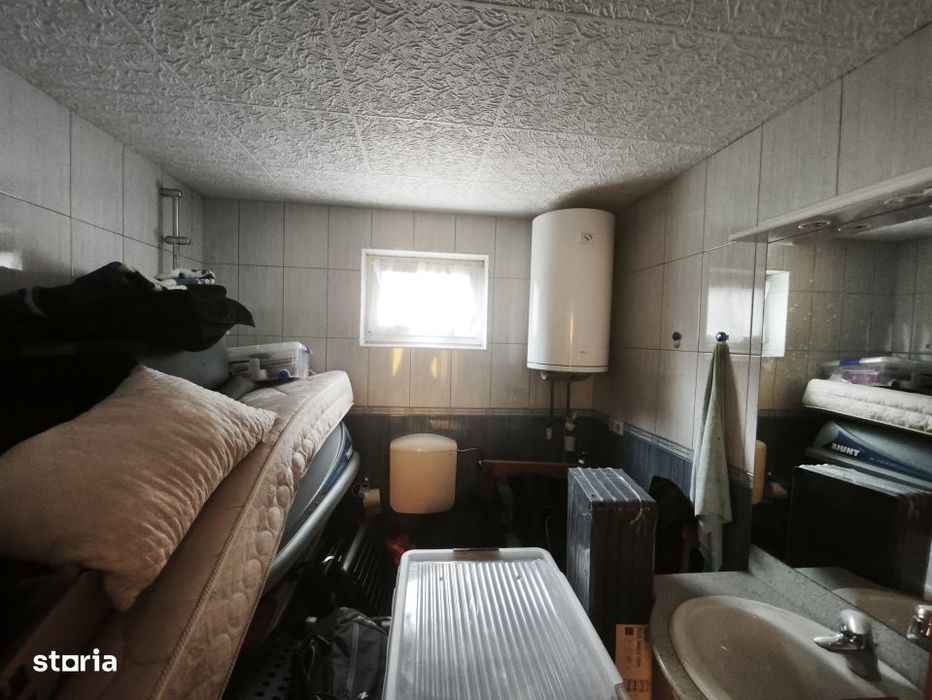 Casa individuala, 2400 mp teren, Milisauti, Radauti