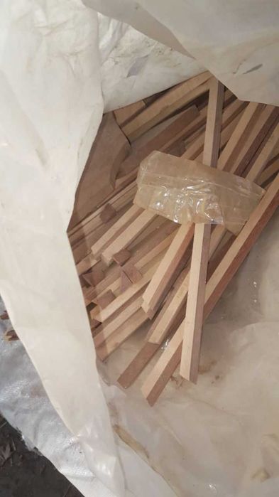 Паркет дуб пальма  ясень 120 квадрат 1100 y.e   художественный остаток