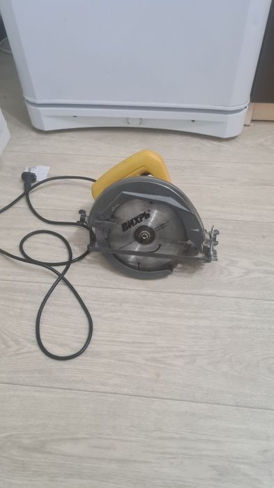 Продам фриз и пила