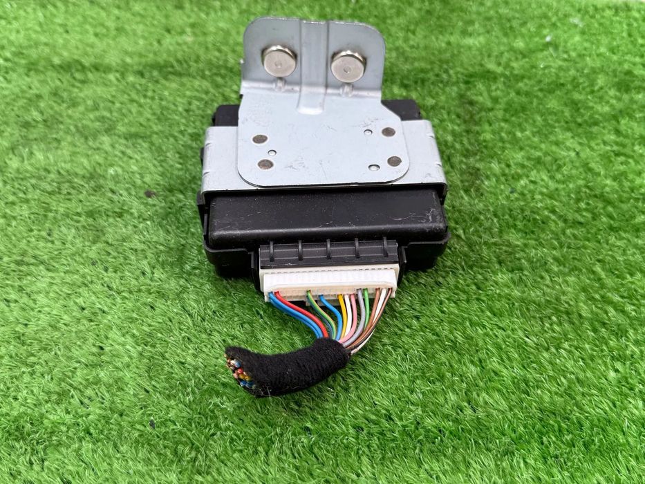 MODUL SENZORI PARCARE KIA CEED GT-LI 1.4 BENZINA 2019 COD OEM 99910J7120 2018-2021