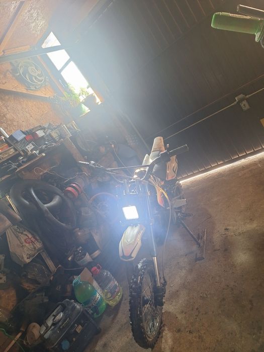 Cross 107cc funcționabil