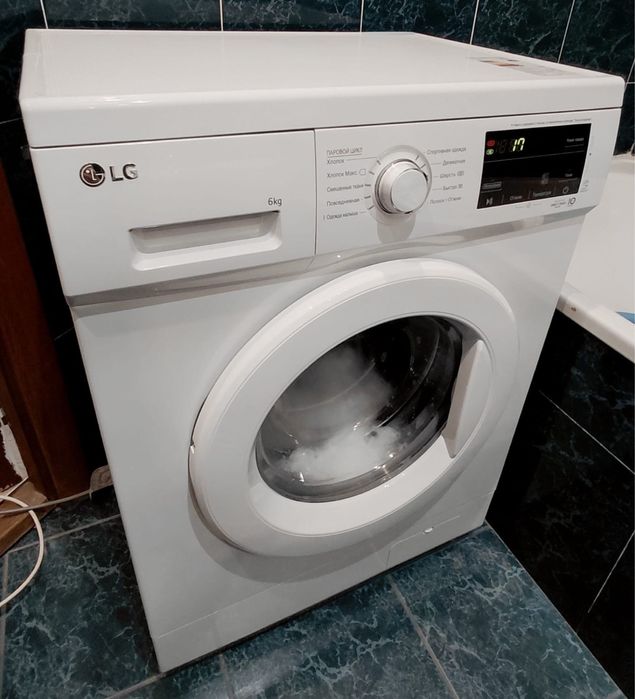 Продам стиральную машину