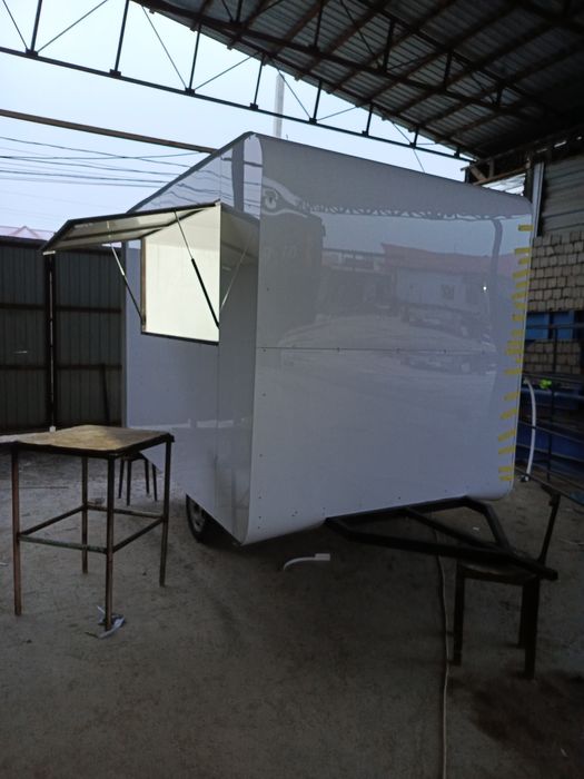 Food truck kòchma dokonlar