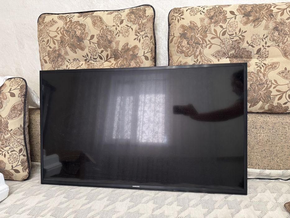 Продам Smart-телевизор Samsung TH01