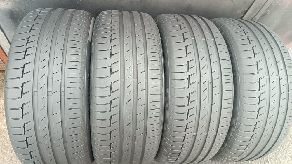 215/50/17 Continental