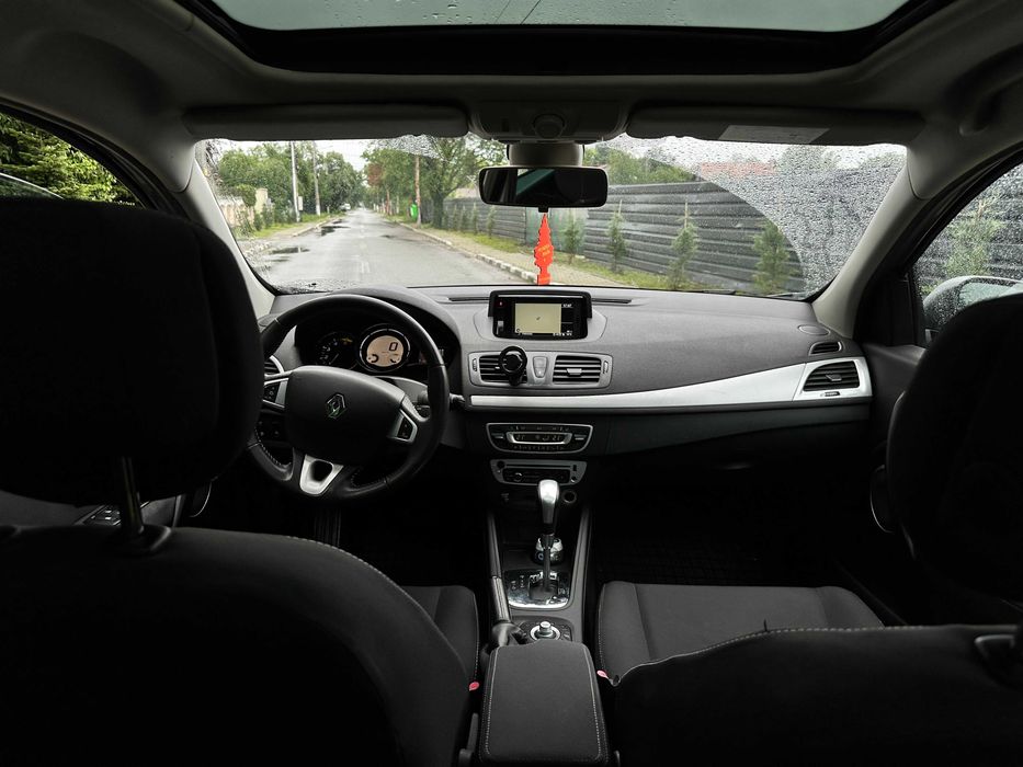 Renault Megane III Break 2012 1.5 dCi 110 CP | Panoramic | Keyless | Revizie Recentă