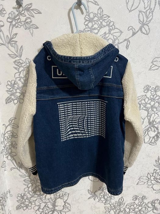 Джинсовая куртка