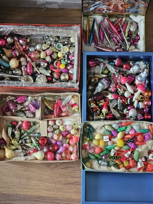 Елка родом из СССР и игрушки малютки