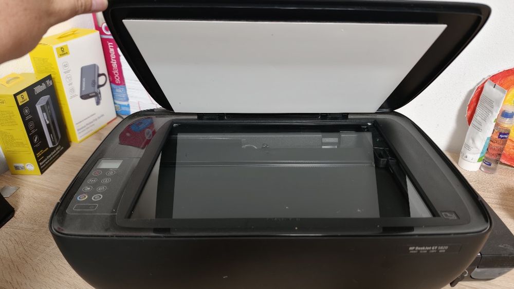 Imprimanta HP 5820