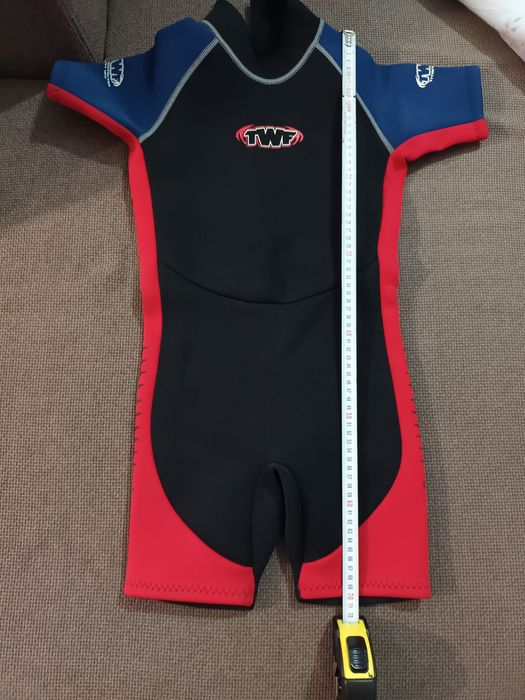 Неопренов детски костюм