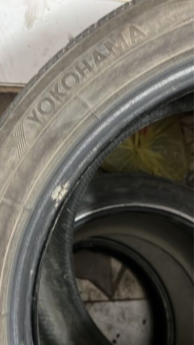 Шины 235/45R18 (2шт)