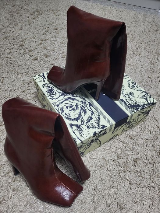 Стильные сапоги 36 размер,новые