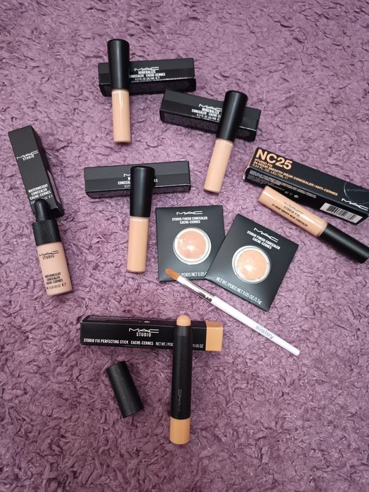 Гримове на MAC чисто нови