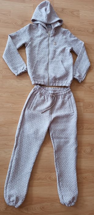 Hermès LV Burberry Balmain екипи