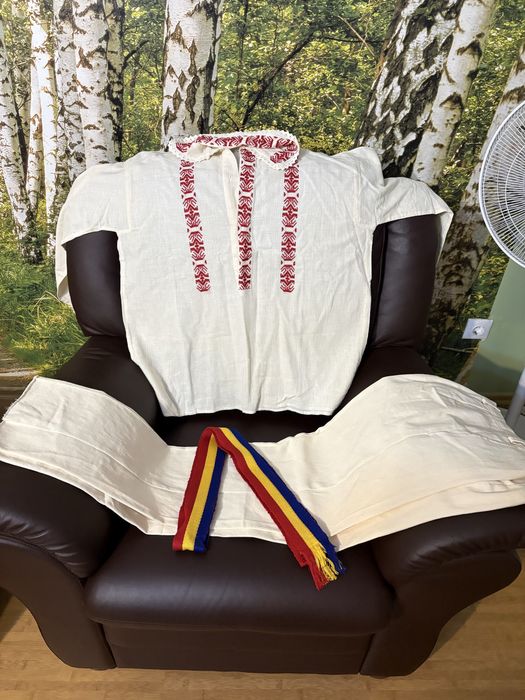 Costum popular bărbătesc tradițional – lucrat manual, nou, mărimea L