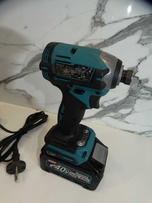 Makita TD 003 XGT 40 V - Импакт драйвер