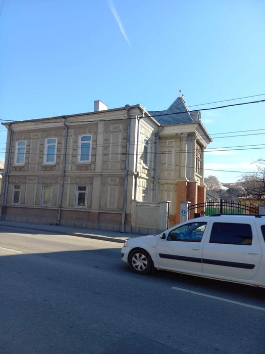 Casa Slatina,an 1901, 7 cam,beci+p+e,amprenta sol 182 mp, 938 mp teren