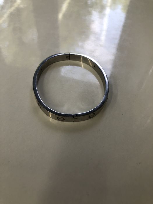 продам браслет cartier