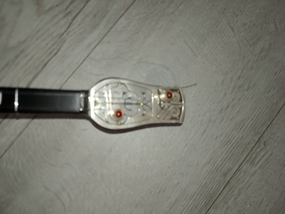 Продам домбыру профессиональная