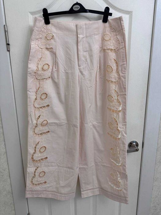 Новые брюки с вышивкой H&M, размер 46EUR (52/56)