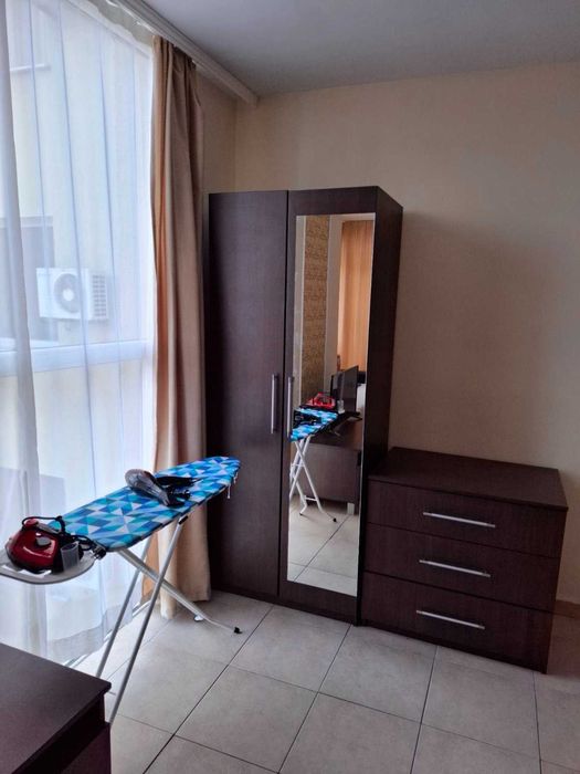 Просторно Студио с тераса в Слънчев Бряг до магазин Младост