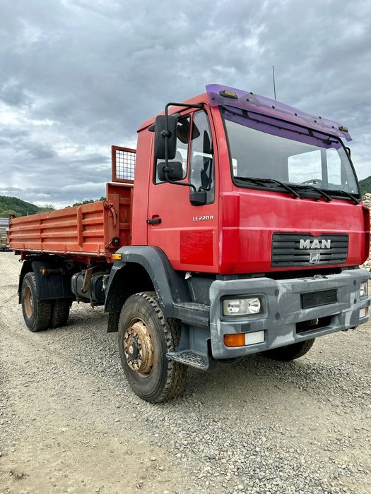 Man Basculabil 4x4