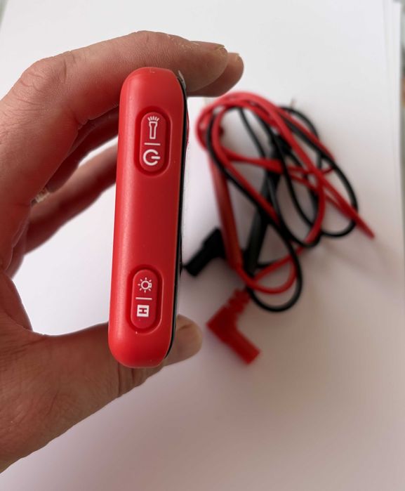 Aparat de masura digital multimetru UNI-T UT122