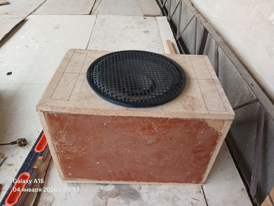 Колонки P.AUDIO HP-12T 2 шт — 1 с коробом, 1 только динамик