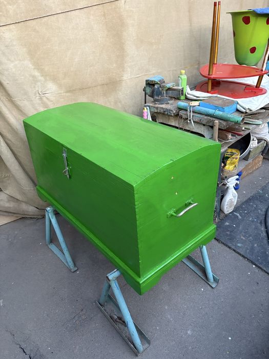 Продам советский сундук.