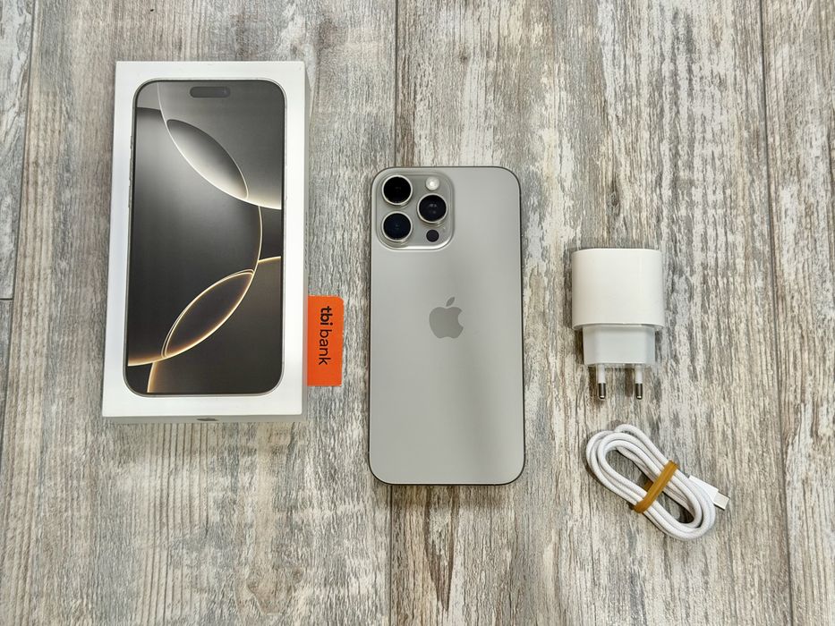 Iphone 16 Pro Max 256 GB - 89 % Battery Отличен Silver Titanium