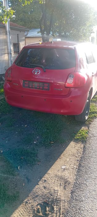 Portiere,bara spate.stopuri ,cutie viteze toyota auris 1.6 benzina.